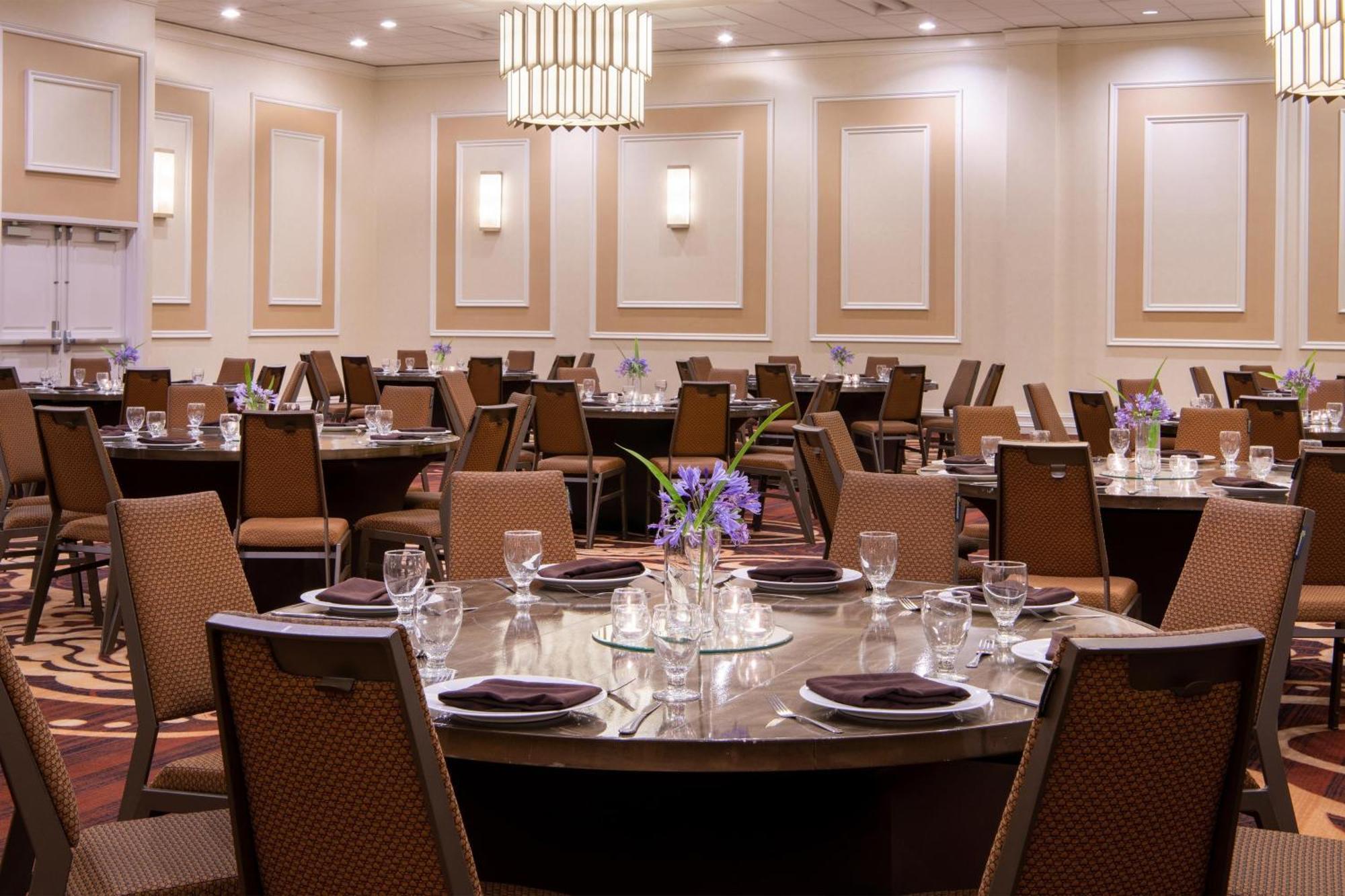 Sheraton Mission Valley San Diego Hotel Екстериор снимка